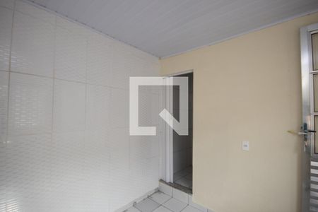 Cozinha de casa para alugar com 1 quarto, 26m² em Parque Vitoria, São Paulo