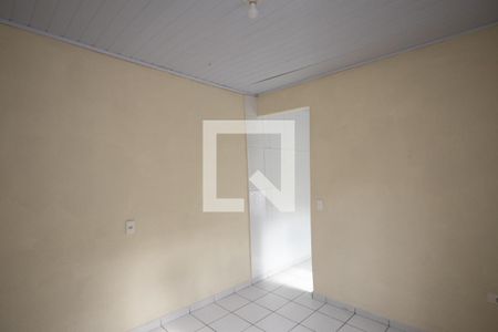 Sala/Quarto de casa para alugar com 1 quarto, 26m² em Parque Vitoria, São Paulo