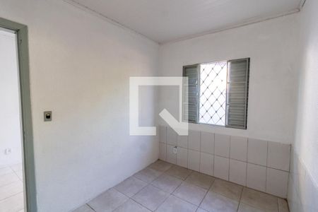 Quarto 1 de casa para alugar com 2 quartos, 36m² em Medianeira, Porto Alegre