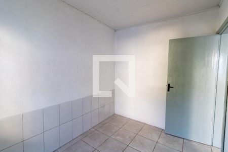 Quarto 1 de casa para alugar com 2 quartos, 36m² em Medianeira, Porto Alegre