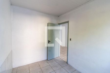 Quarto 1 de casa para alugar com 2 quartos, 36m² em Medianeira, Porto Alegre
