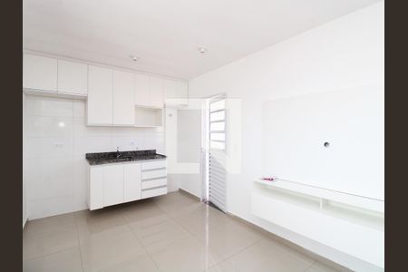 Sala/Cozinha de apartamento para alugar com 1 quarto, 36m² em Parque Edu Chaves, São Paulo