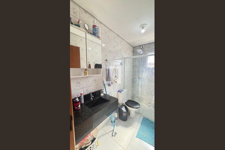 Banheiro de apartamento à venda com 2 quartos, 88m² em Vila Progresso, Santo André