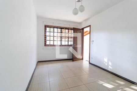 Casa para alugar com 3 quartos, 330m² em Alto Boqueirão, Curitiba
