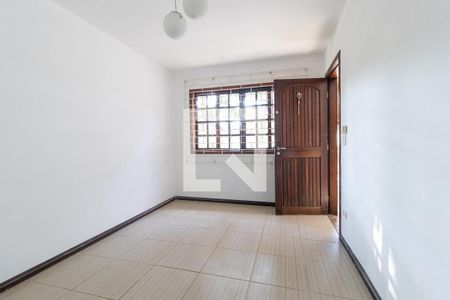 Sala de casa para alugar com 3 quartos, 330m² em Alto Boqueirão, Curitiba