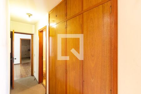 Corredor de apartamento à venda com 4 quartos, 110m² em Pinheiros, São Paulo