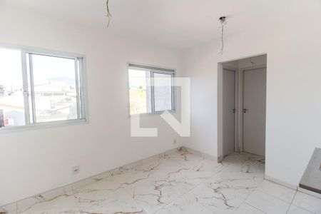 Sala de apartamento para alugar com 2 quartos, 34m² em Vila Sul Americana, Carapicuíba