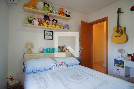 Quarto 1 de apartamento à venda com 2 quartos, 103m² em Vila Ipiranga, Porto Alegre