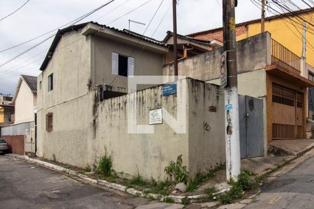Fachada de casa à venda com 2 quartos, 103m² em Vila Gustavo, São Paulo
