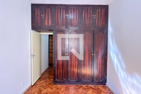 Quarto 01 de apartamento à venda com 2 quartos, 75m² em Botafogo, Rio de Janeiro