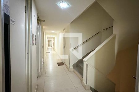 Entrada de apartamento à venda com 2 quartos, 75m² em Botafogo, Rio de Janeiro