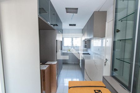 Cozinha de apartamento à venda com 3 quartos, 179m² em Vila Mariana, São Paulo