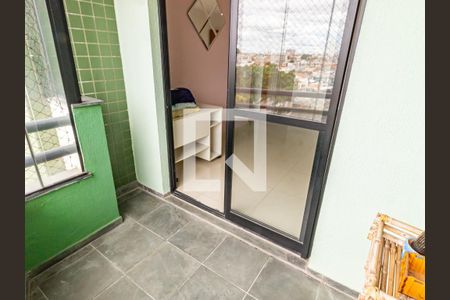 Varanda de apartamento à venda com 2 quartos, 64m² em Vila Invernada, São Paulo