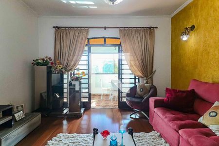 Sala de casa à venda com 5 quartos, 250m² em Jardim Ester, São Paulo