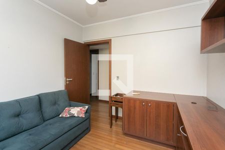 Quarto 1 de apartamento para alugar com 3 quartos, 106m² em Rio Branco, Porto Alegre