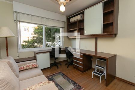 Quarto 2 de apartamento para alugar com 3 quartos, 106m² em Rio Branco, Porto Alegre