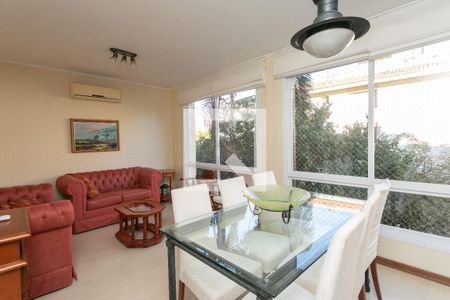 Sala de apartamento para alugar com 3 quartos, 106m² em Rio Branco, Porto Alegre