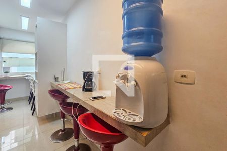 Cozinha de apartamento para alugar com 3 quartos, 400m² em Jardim das Conchas, Guarujá