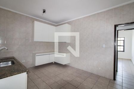 Cozinha de casa à venda com 3 quartos, 141m² em Jardim Cocaia, Guarulhos