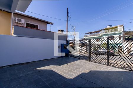 Garagem de casa à venda com 3 quartos, 141m² em Jardim Cocaia, Guarulhos