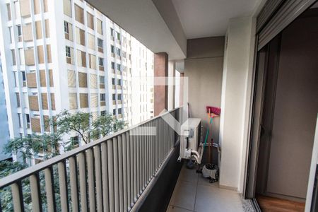 Varanda de kitnet/studio à venda com 1 quarto, 30m² em Vila Mariana, São Paulo