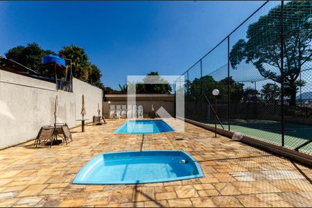 Área comum de apartamento à venda com 3 quartos, 69m² em Vila Mangalot, São Paulo