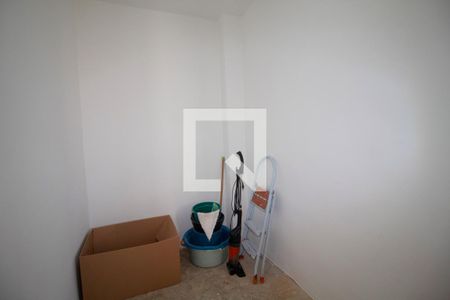 Quarto de Serviço de apartamento à venda com 3 quartos, 176m² em Jardim Paulistano, São Paulo