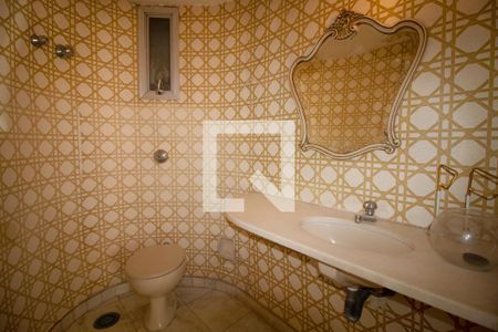 Lavabo de apartamento à venda com 3 quartos, 176m² em Jardim Paulistano, São Paulo