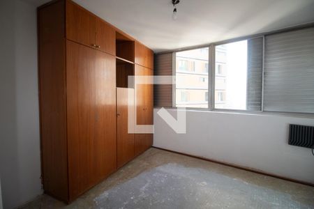 Quarto 2 de apartamento à venda com 3 quartos, 176m² em Jardim Paulistano, São Paulo