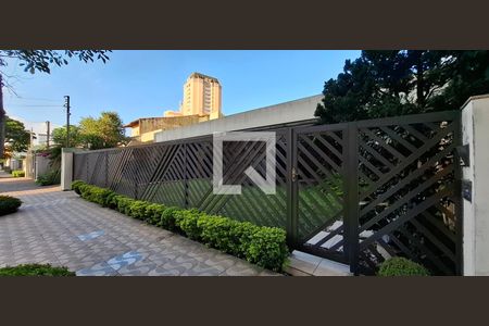 Fachada de casa à venda com 5 quartos, 459m² em Vila Assunção, Santo André