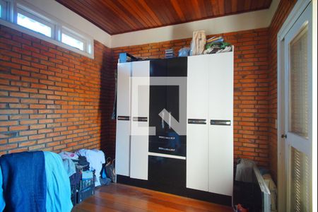 Quarto  de casa à venda com 3 quartos, 230m² em Jardim Sabará, Porto Alegre