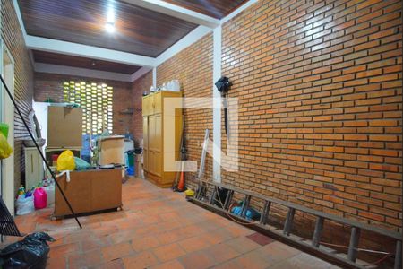 Garagem de casa para alugar com 3 quartos, 230m² em Jardim Sabará, Porto Alegre