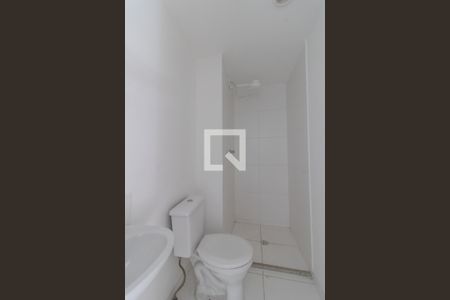Banheiro de apartamento à venda com 1 quarto, 28m² em Vila das Bandeiras, Guarulhos