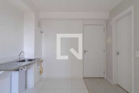 Cozinha de apartamento à venda com 1 quarto, 28m² em Vila das Bandeiras, Guarulhos