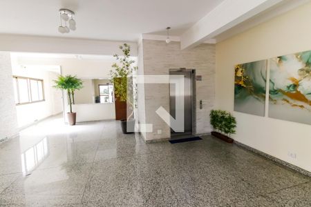 Hall de entrada de apartamento para alugar com 3 quartos, 117m² em Chácara Agrindus, Taboão da Serra