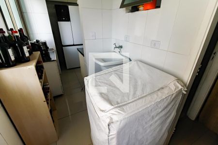 Área de Serviço de apartamento à venda com 3 quartos, 117m² em Chácara Agrindus, Taboão da Serra