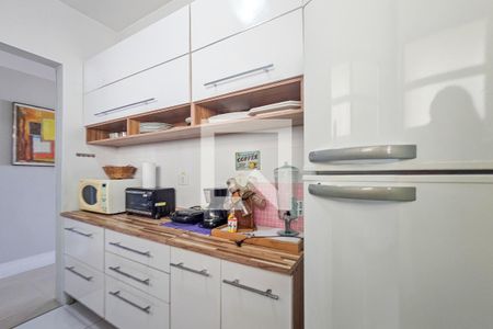 Cozinha de apartamento para alugar com 1 quarto, 50m² em Centro, Guarujá