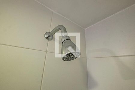Banheiro de kitnet/studio para alugar com 1 quarto, 32m² em Sumarezinho, São Paulo