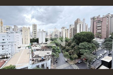 Apartamento para alugar com 2 quartos, 55m² em Lourdes, Belo Horizonte