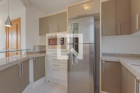 Cozinha de apartamento à venda com 2 quartos, 74m² em Vila Ipiranga, Porto Alegre