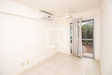 Suíte de apartamento para alugar com 2 quartos, 70m² em Recreio dos Bandeirantes, Rio de Janeiro