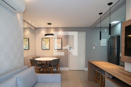 Sala de apartamento à venda com 2 quartos, 52m² em Bela Vista, São Paulo