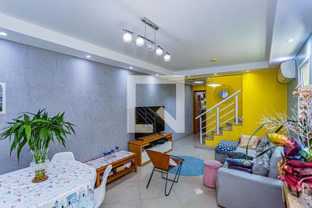 Sala de casa à venda com 3 quartos, 135m² em Parque Sao Domingos, São Paulo