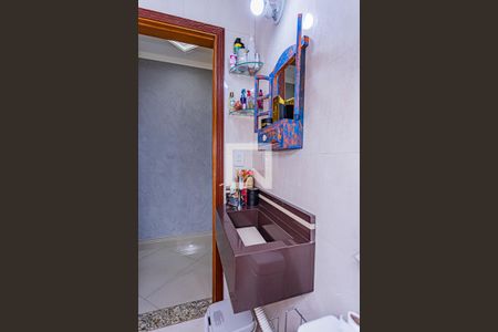 Lavabo de casa à venda com 3 quartos, 135m² em Parque Sao Domingos, São Paulo