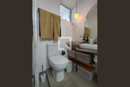 Banheiro de apartamento à venda com 3 quartos, 63m² em Parque Bristol, São Paulo