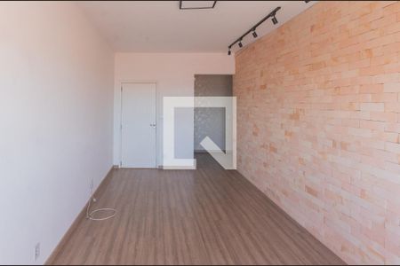 Sala de apartamento à venda com 2 quartos, 70m² em Parque da Figueira, Campinas