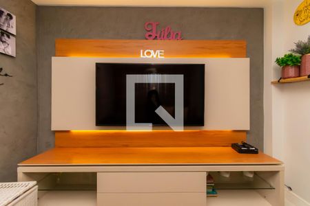 Sala de casa à venda com 2 quartos, 100m² em Conjunto Residencial Sitio Oratorio, São Paulo