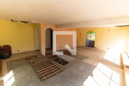 Sala 3 de casa à venda com 5 quartos, 368m² em Engenho do Mato, Niterói