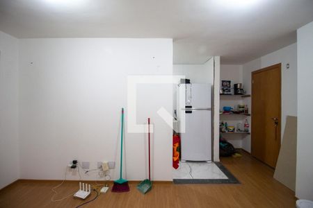 Sala de apartamento para alugar com 2 quartos, 44m² em Colônia (zona Leste), São Paulo