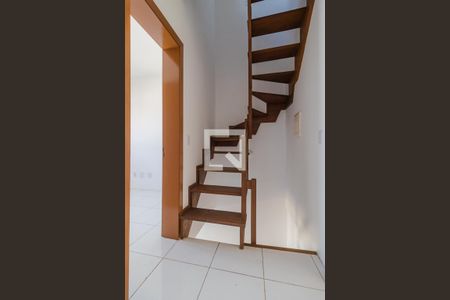 Corredor de casa de condomínio à venda com 3 quartos, 109m² em Ipanema, Porto Alegre